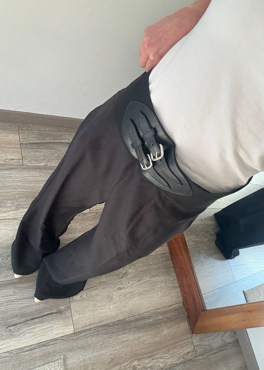 PANTALÓN HIGH RISE CON CINTURÓN DOBLE