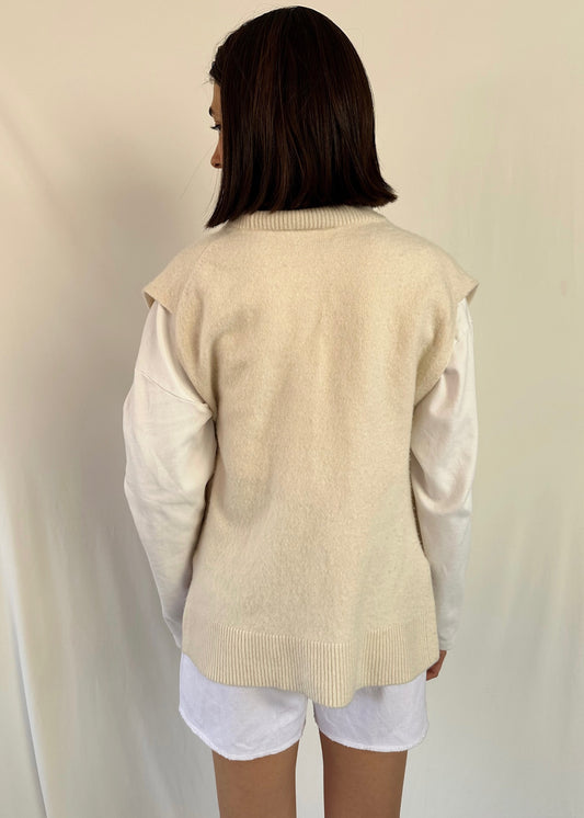 CHALECO KNIT COLOR CREMA