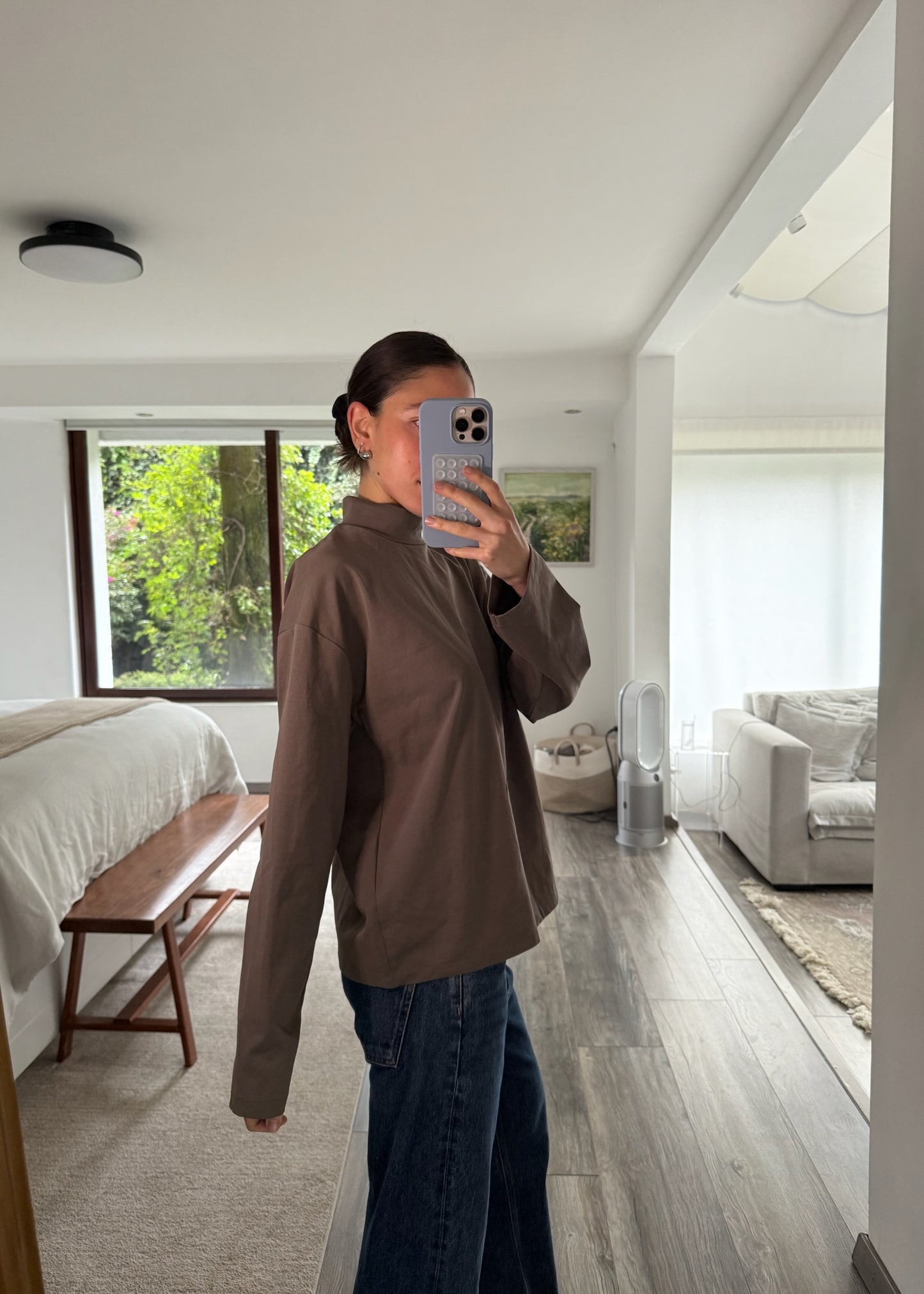 TOP DE MANGA LARGA CON CUELLO