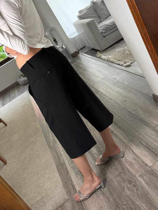 BERMUDA SHORTS NEGROS