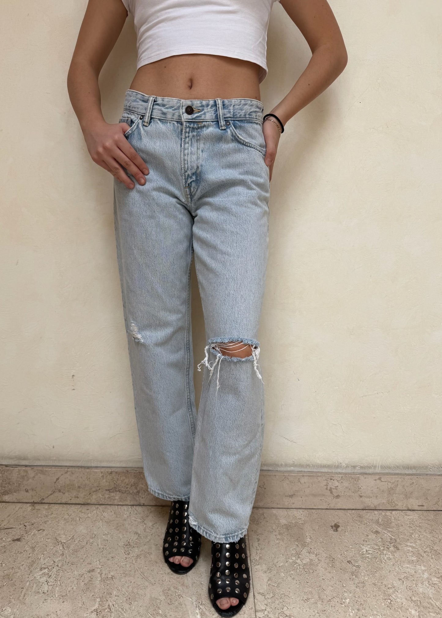 JEANS RIPPED AZUL CLARO