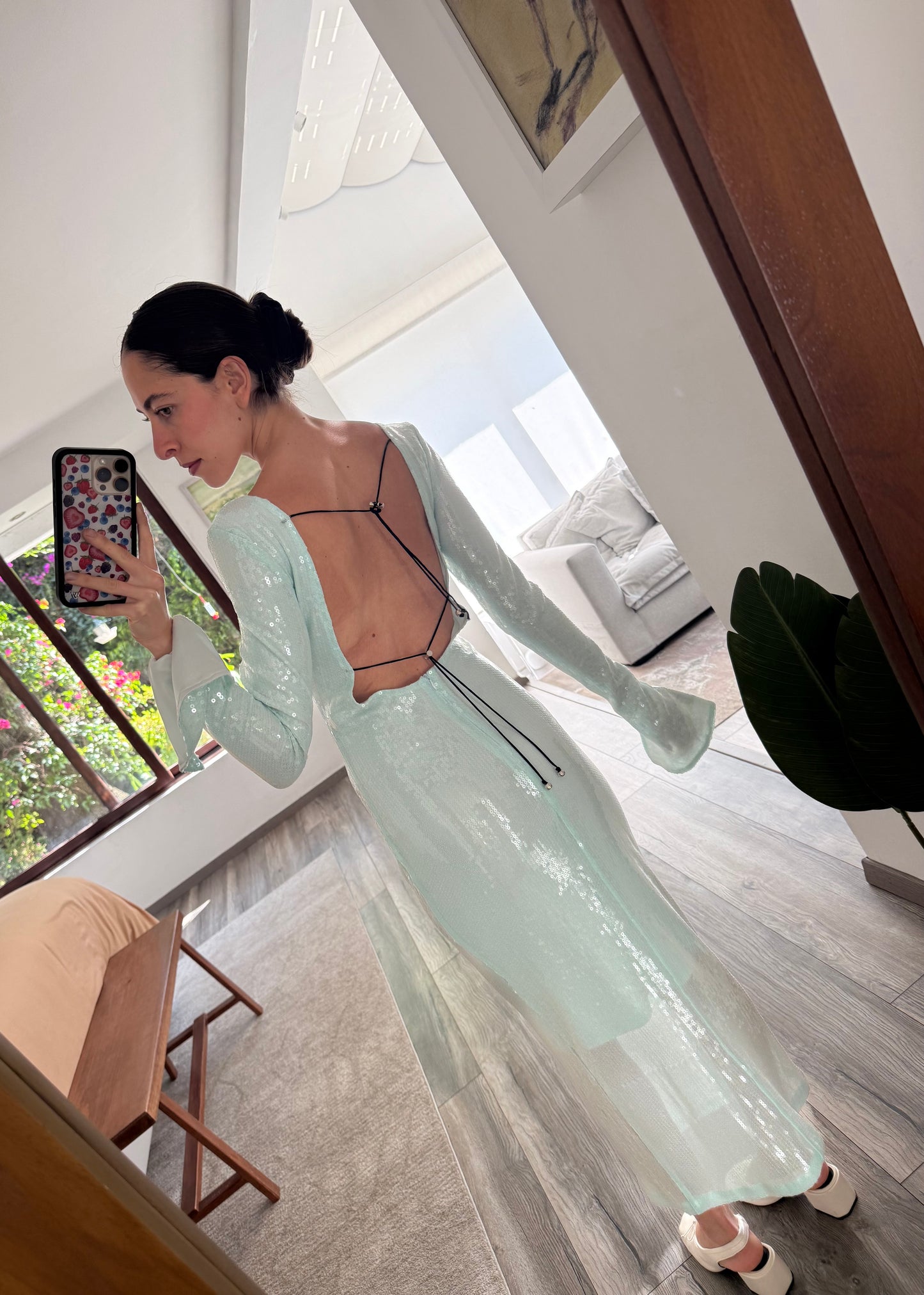 VESTIDO DE LENTEJUELAS LONG SLEEVE