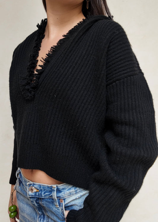 SUÉTER V NECK CON GORRO