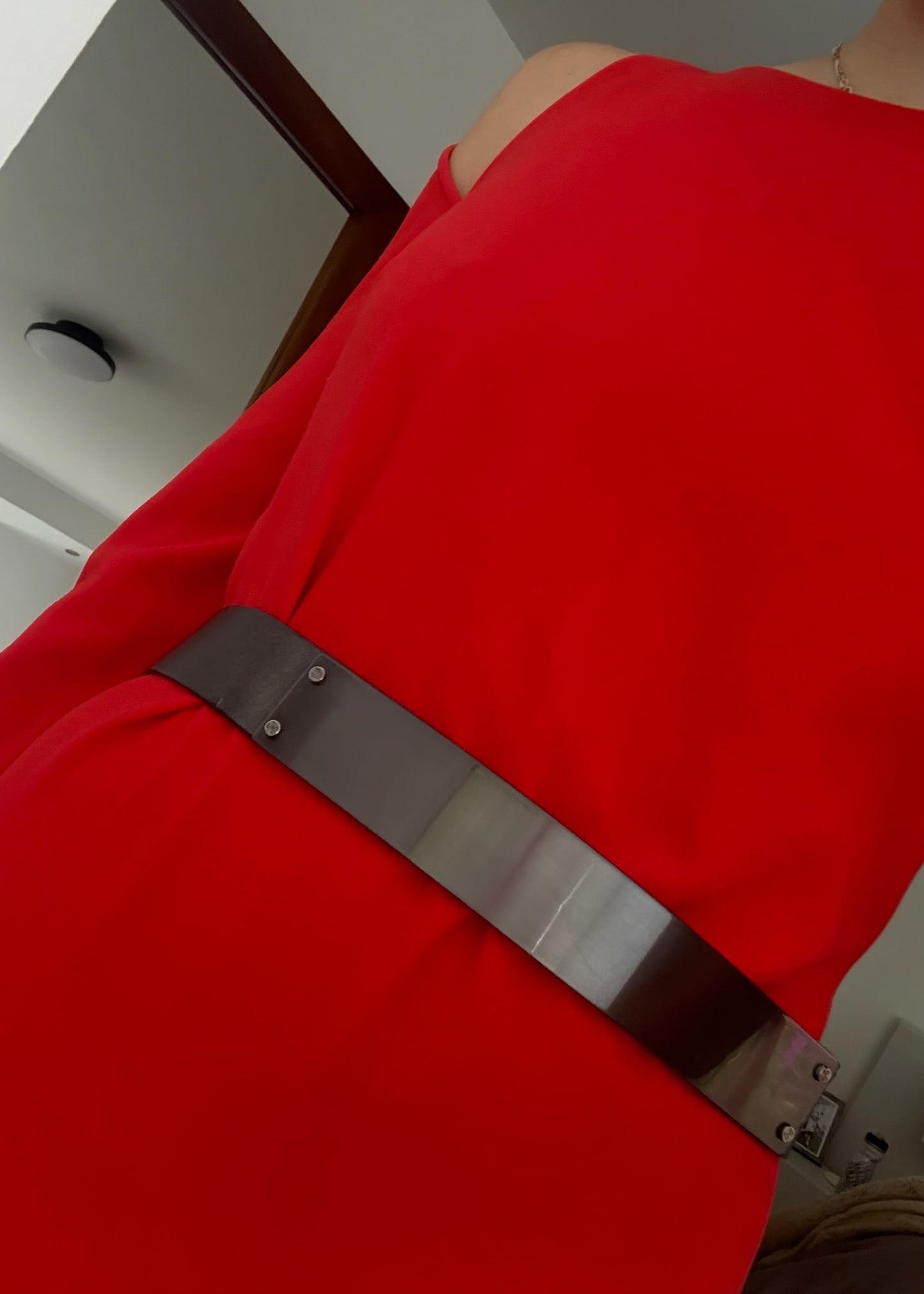 VESTIDO HOT RED CON CINTURÓN