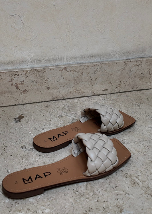 SANDALIAS DE PIEL BEIGE