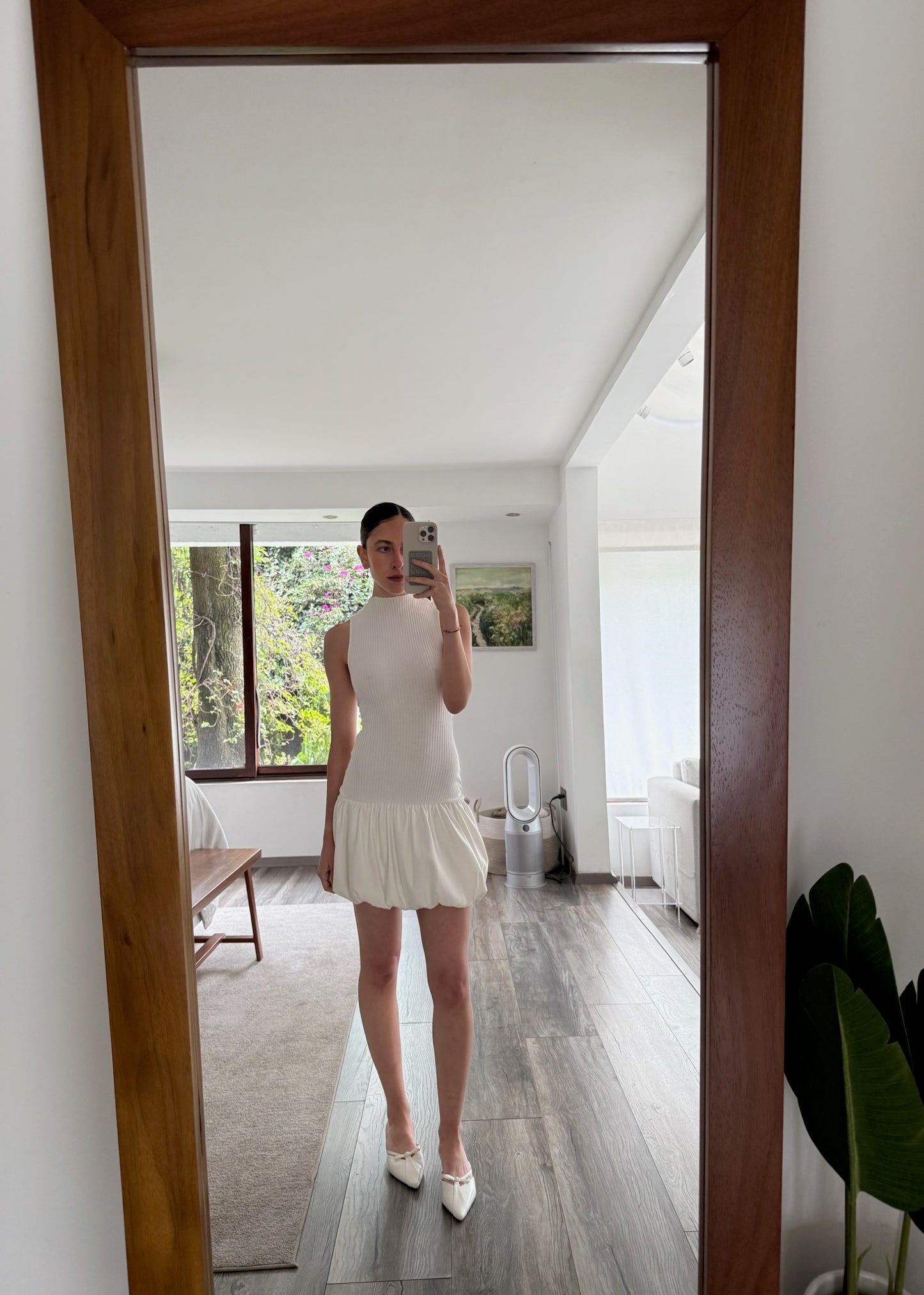 VESTIDO MINI BACKLESS BOMBÓN