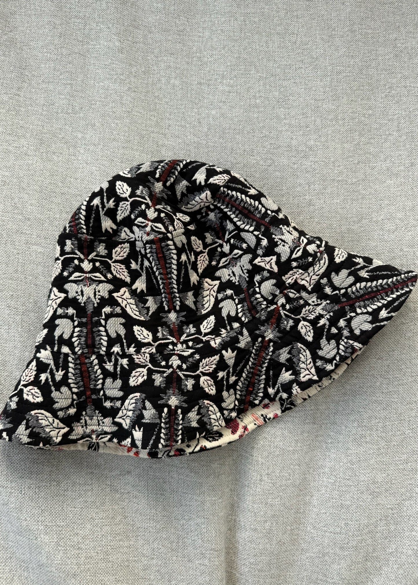 BUCKET HAT DOBLE VISTA