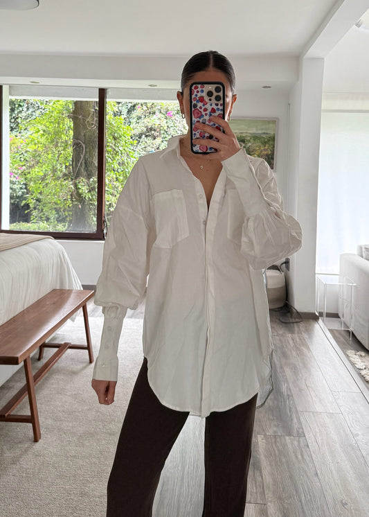 CAMISA BLANCA OVERSIZED