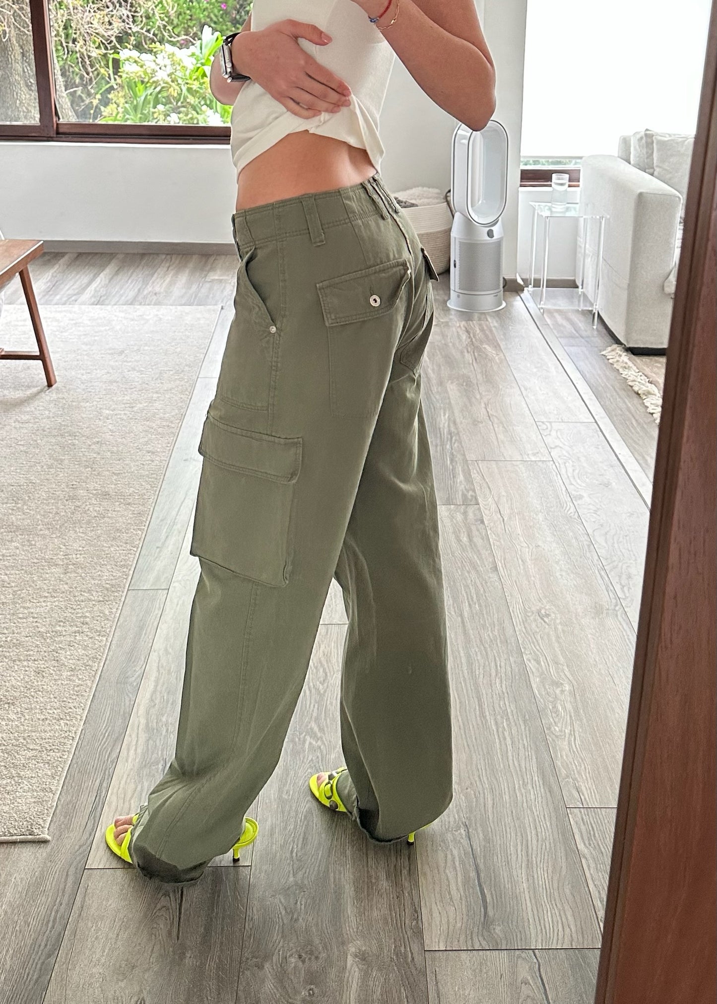 MID RISE CARGO PANTS