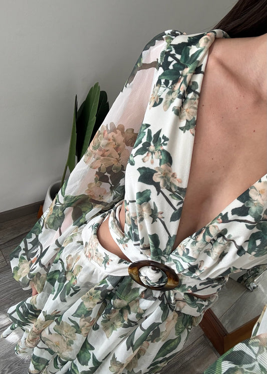 VESTIDO MAXI FLORAL CON CUT OUTS