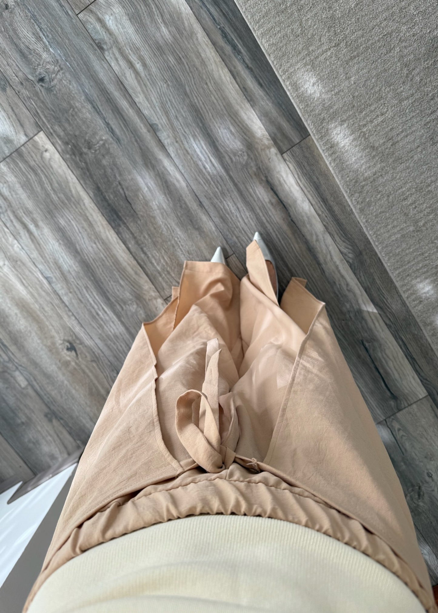 PANTALÓN BEIGE FLOWY WRAP UP