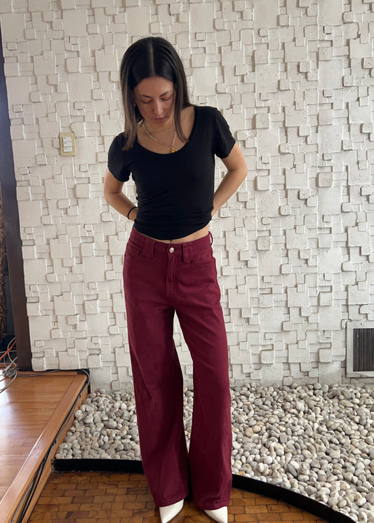 JEANS ROJOS STRAIGHT