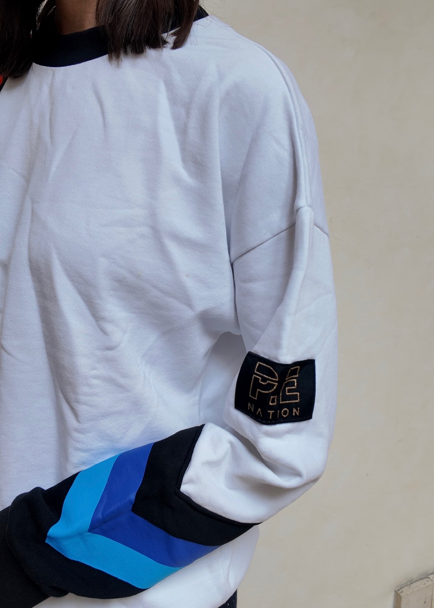 SUDADERA PRINT TRIANGULOS