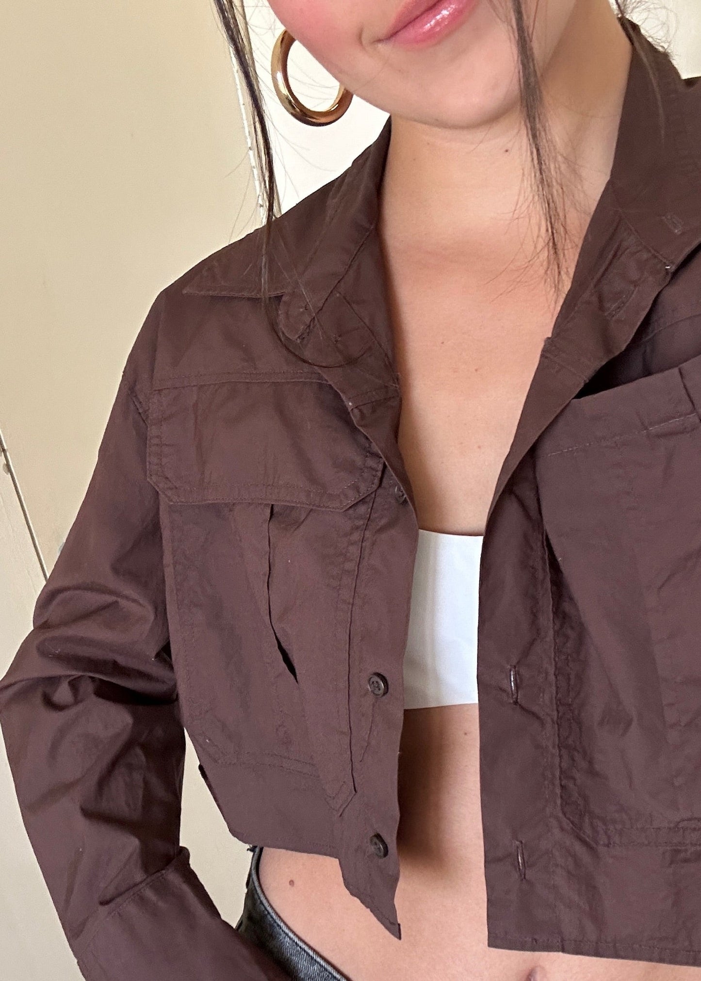 CAMISA CROPPED CAFÉ