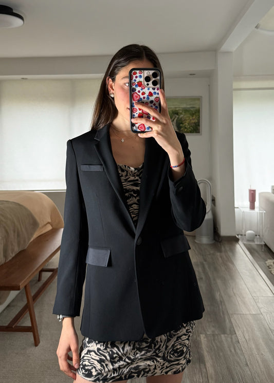BLAZER NEGRO BÁSICO