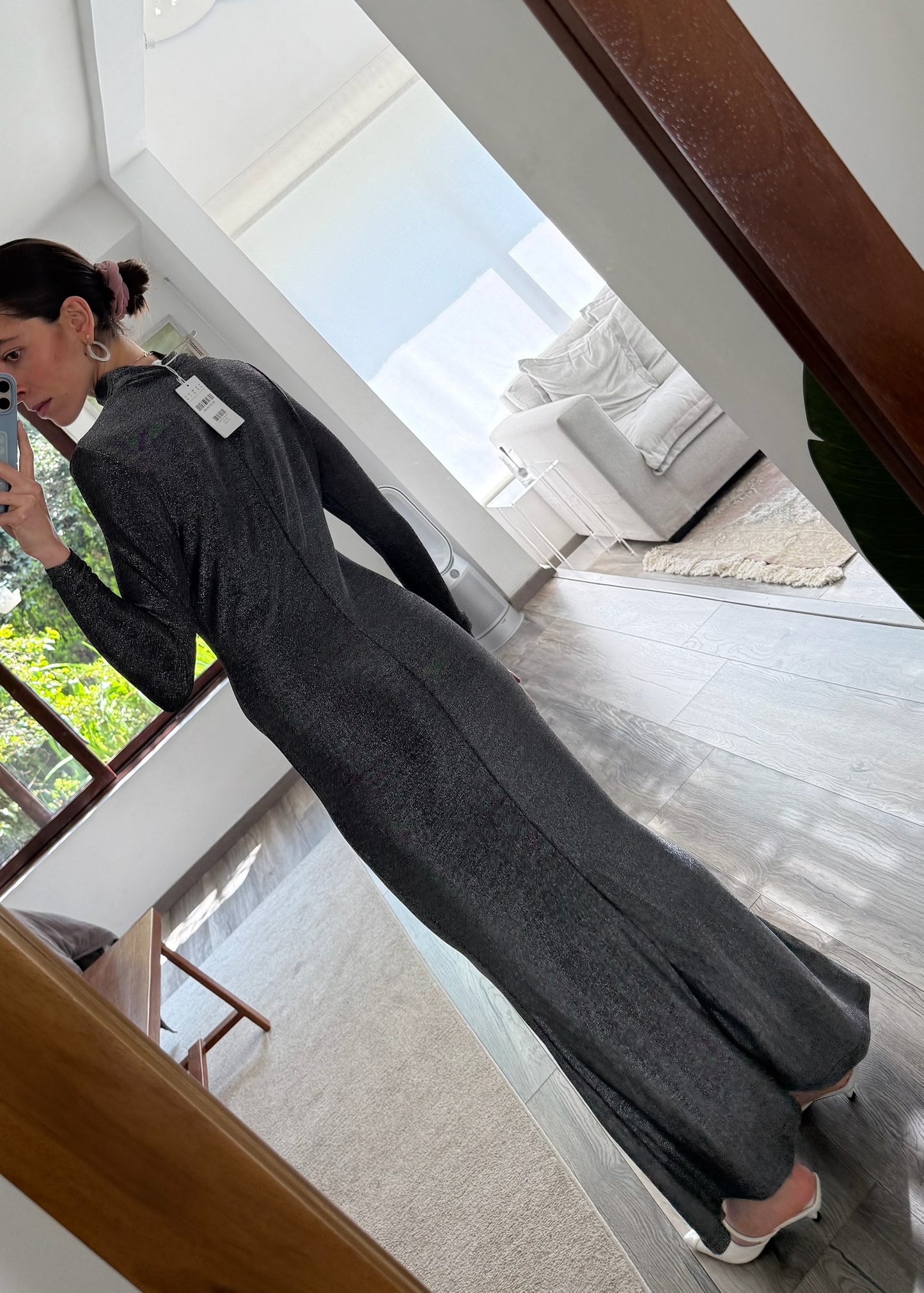 VESTIDO MAXI PLATEADO CUELLO ALTO
