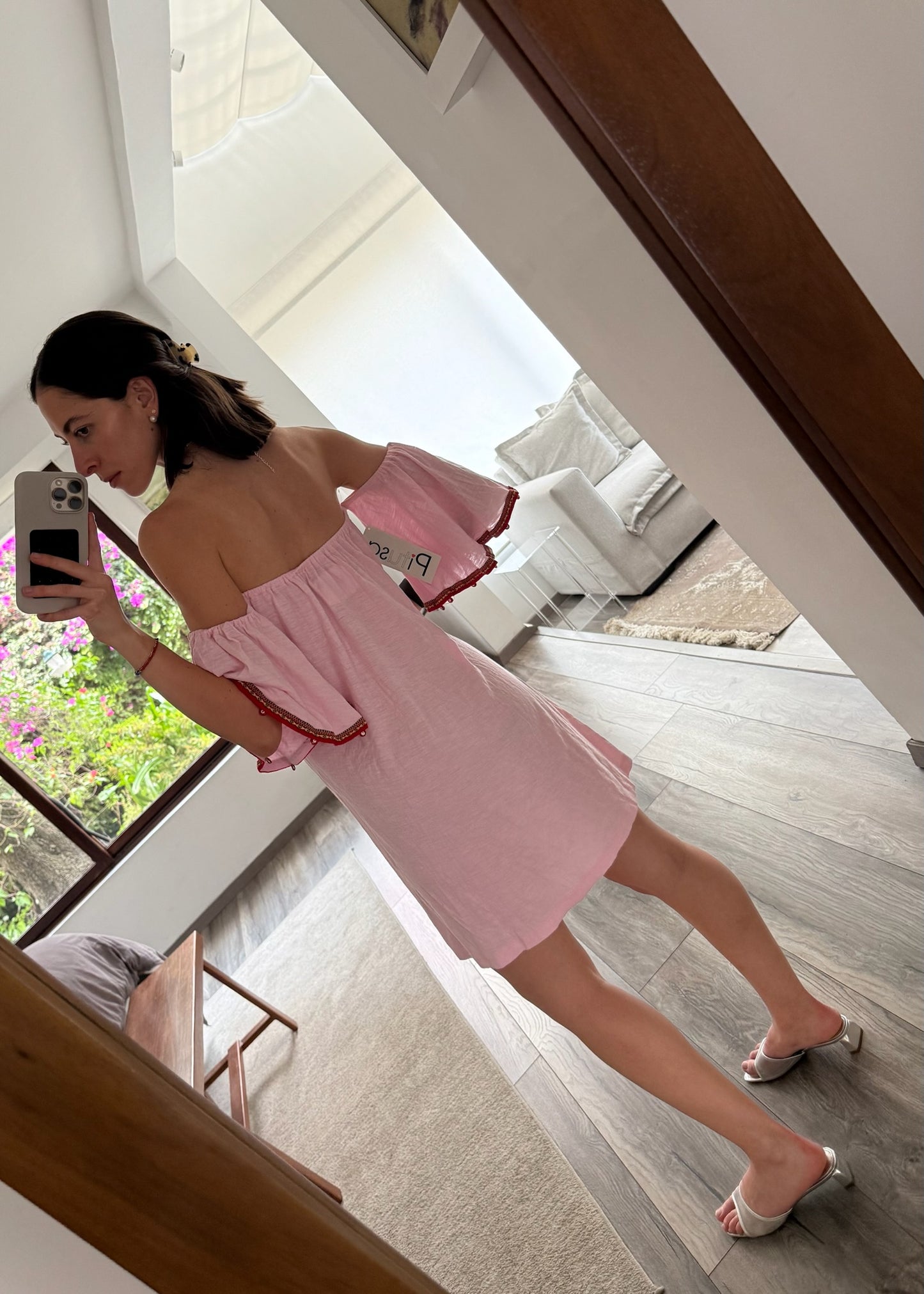 VESTIDO OFF THE SHOULDER PLAYERO