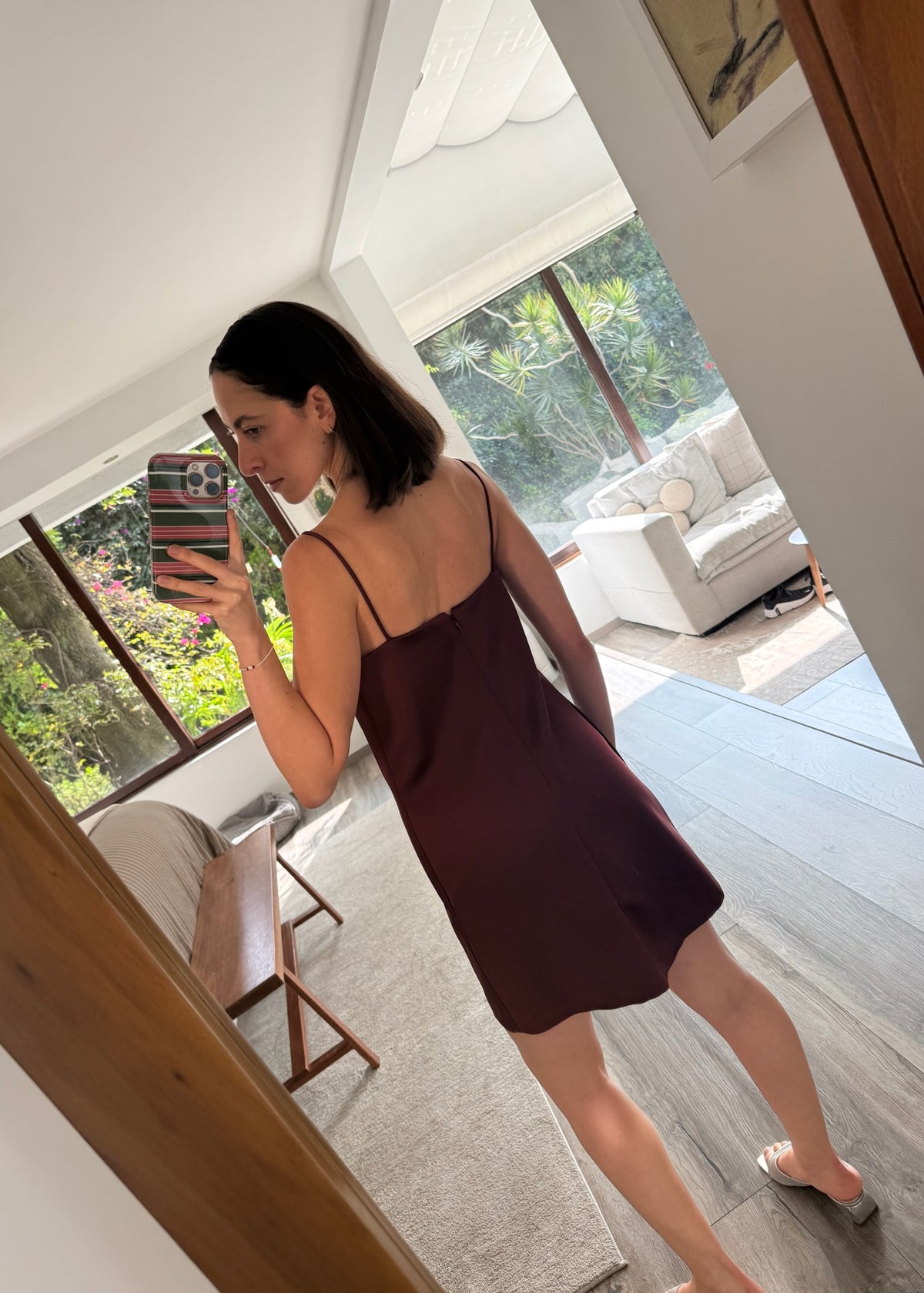 VESTIDO MINI BURGUNDY