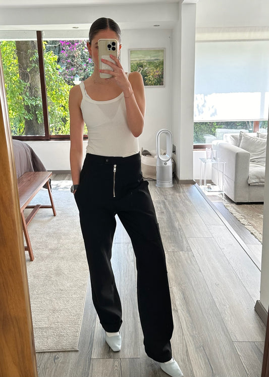 PANTALON NEGRO CON CIERRE