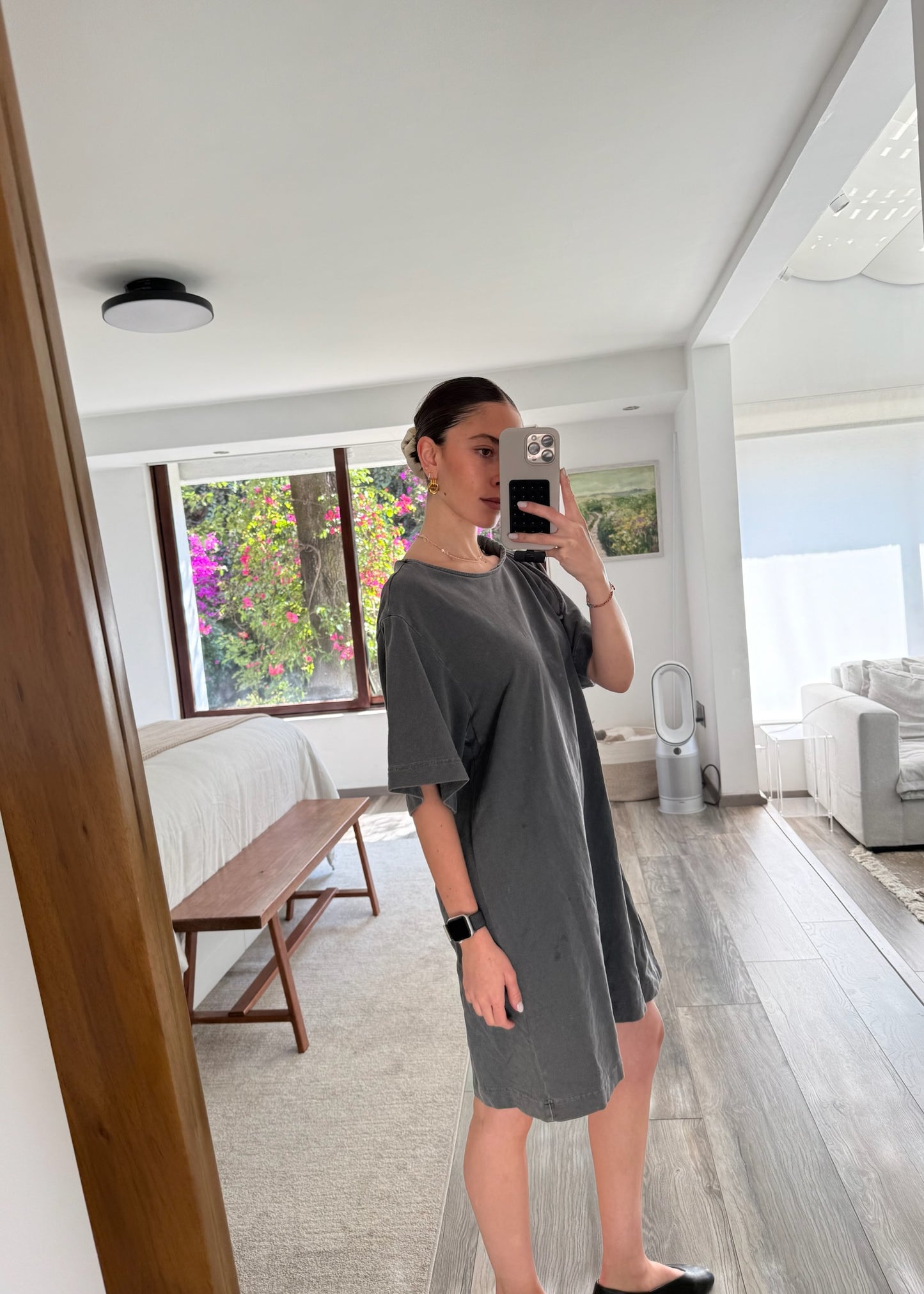 T-SHIRT DRESS GRIS