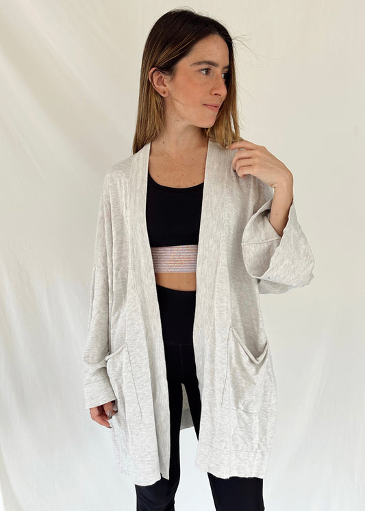 BIG POCKETS GREY CARDIGAN