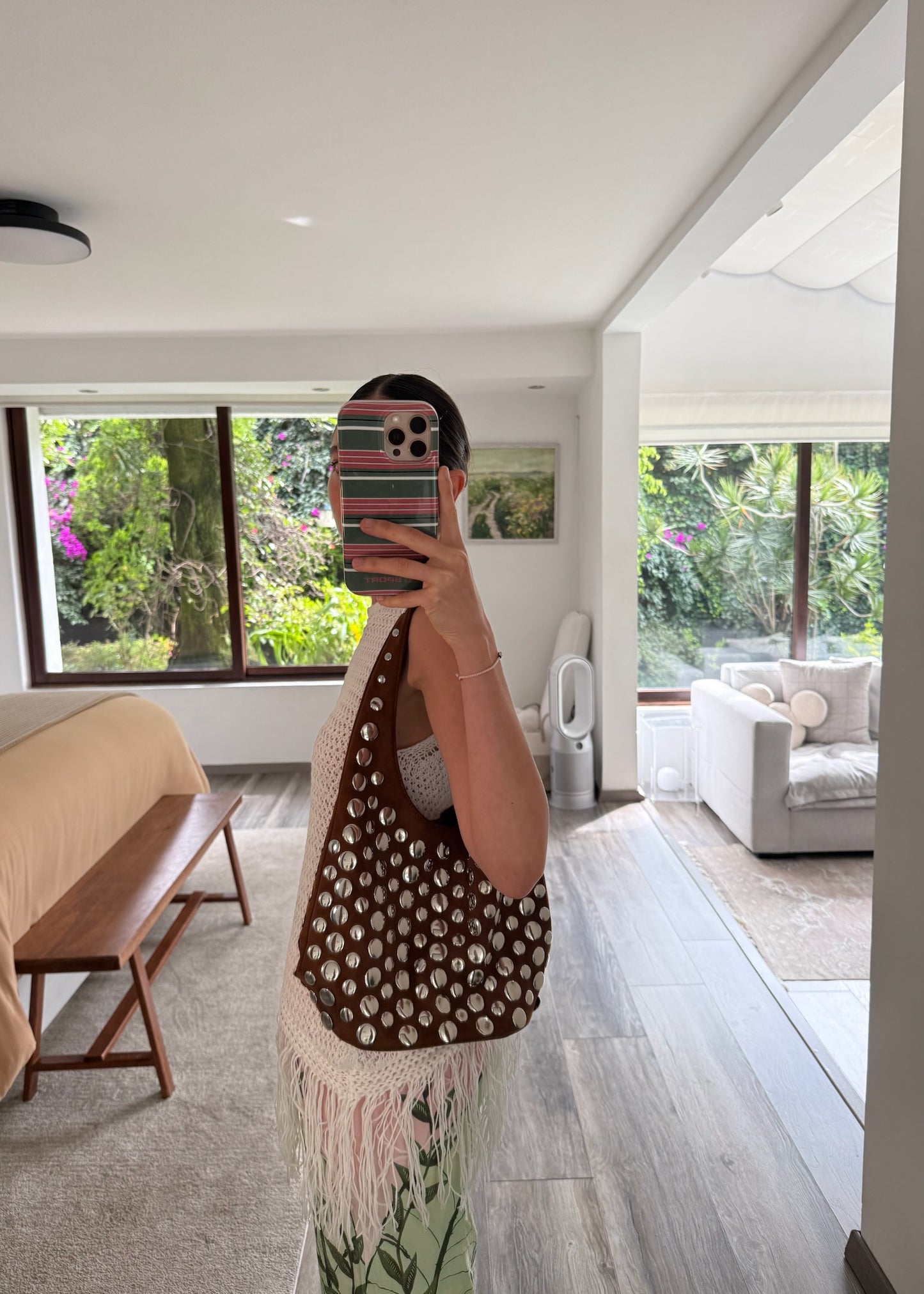 BOLSA CAFÉ STUDDED