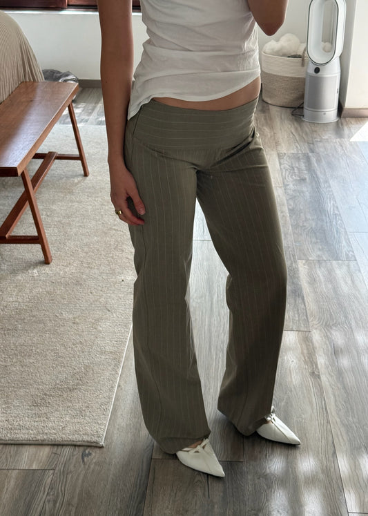 PANTALÓN PINSTRIPED LOW RISE
