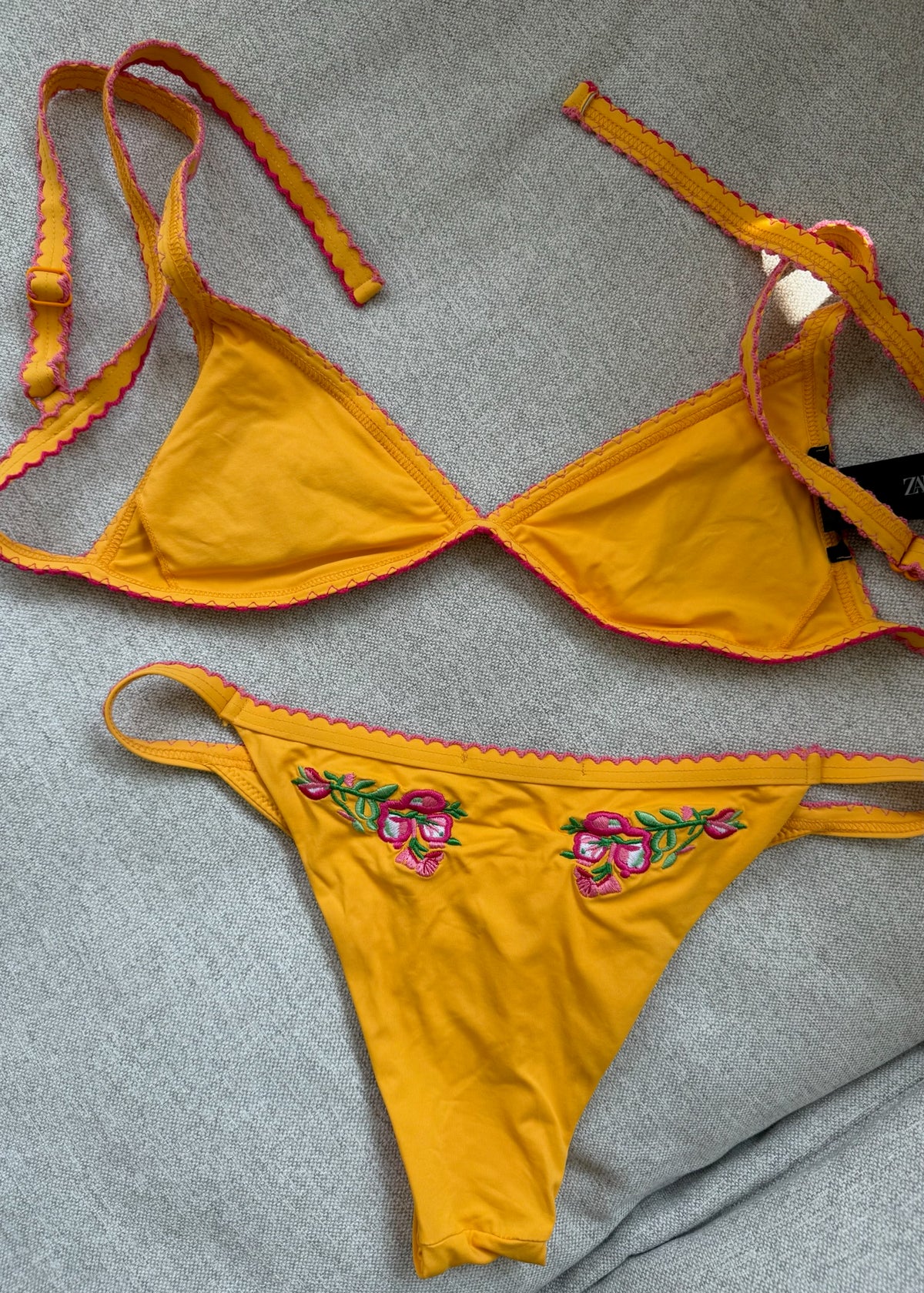 BIKINI FLORES