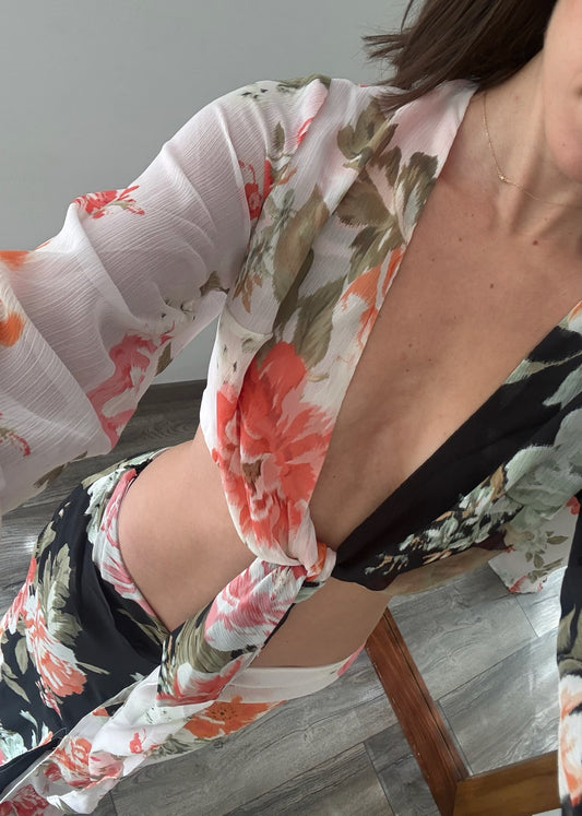 SET FLOREADO TOP Y FALDA