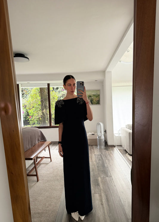 VESTIDO MAXI CON DETALLES EN MANGA