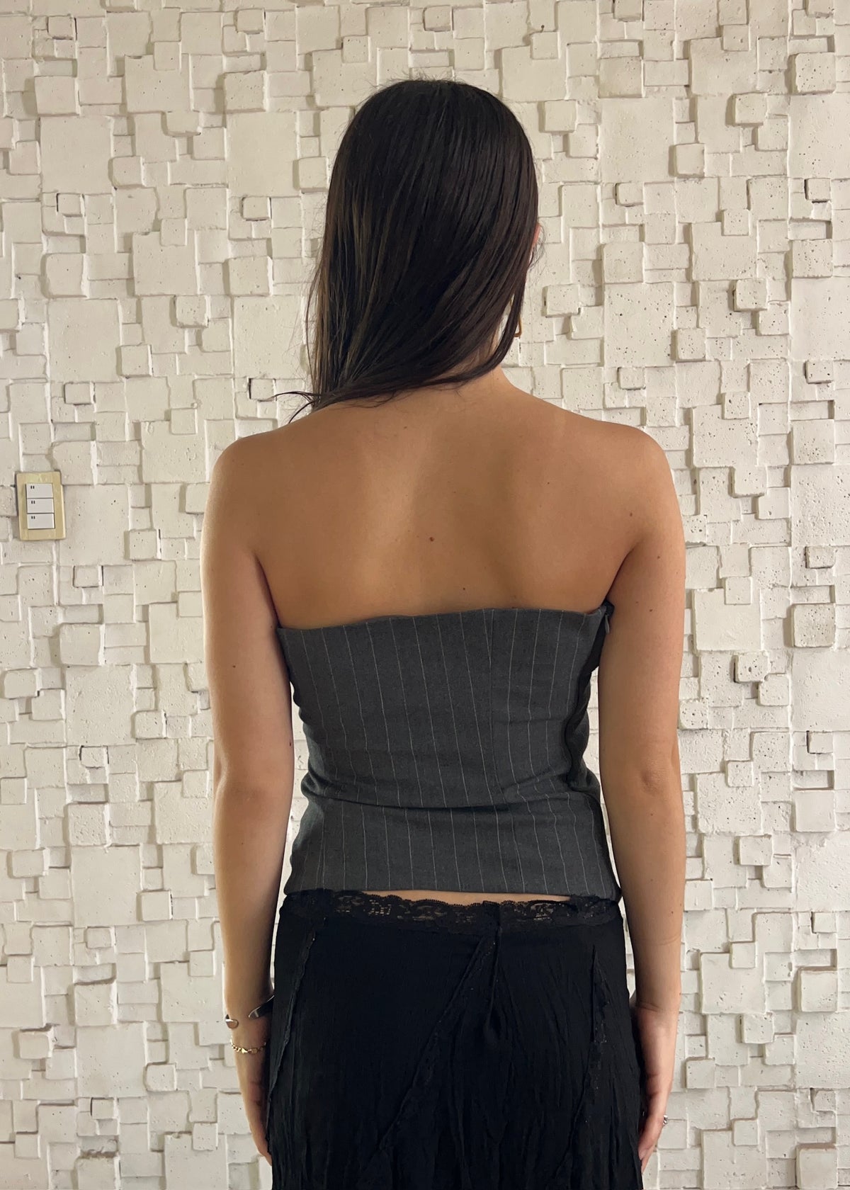 TOP PINSTRIPED STRAPLESS