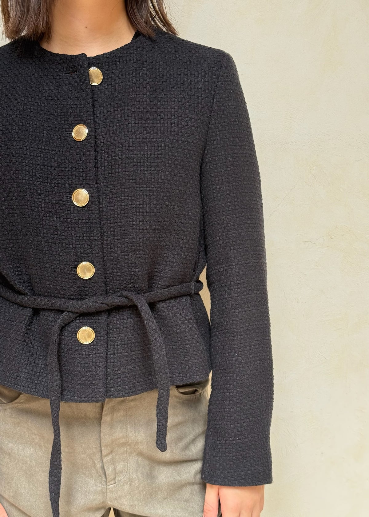CHAQUETA ELEGANTE TEXTURIZADA