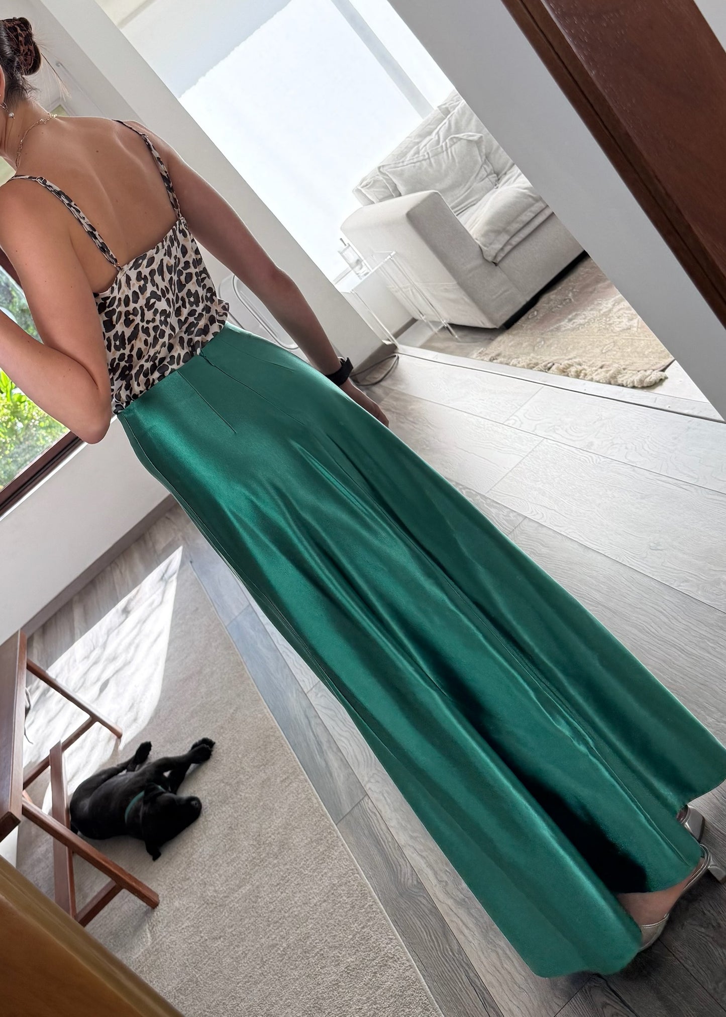 FALDA SILKY VERDE MIDI