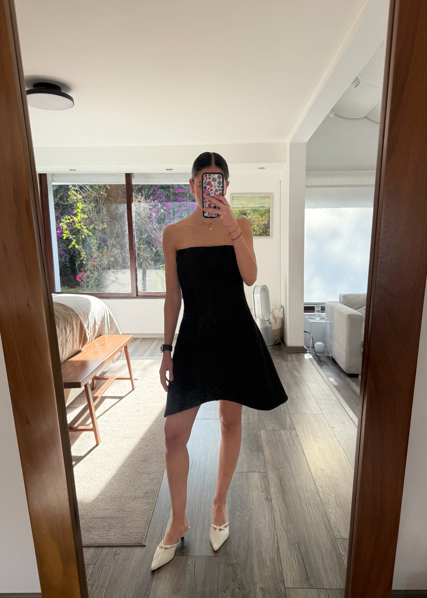 VESTIDO MINI STRAPLESS SHINY