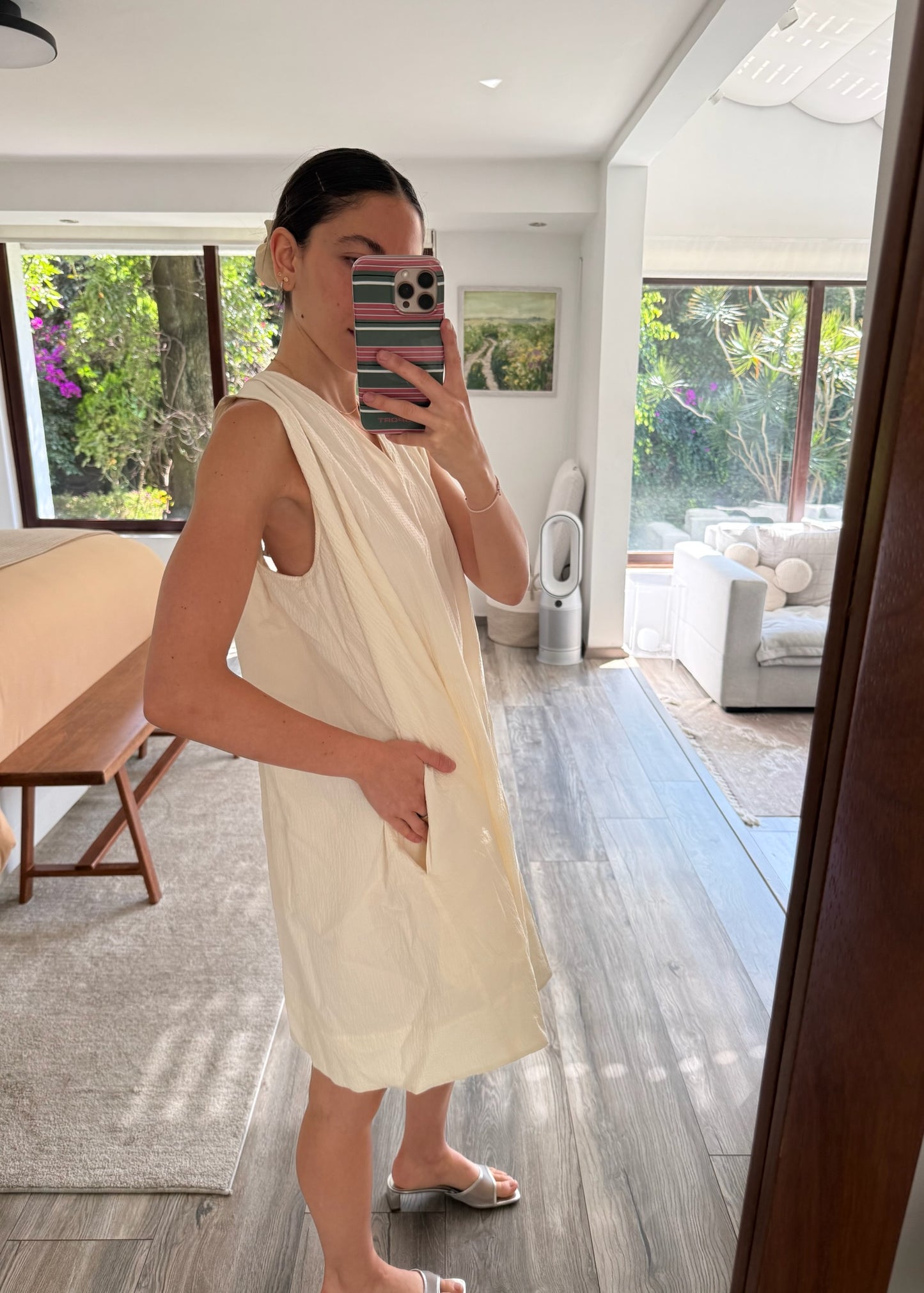 VESTIDO BLANCO CAMPANA