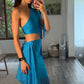 VESTIDO AZUL CON FLECOS Y CUT OUT