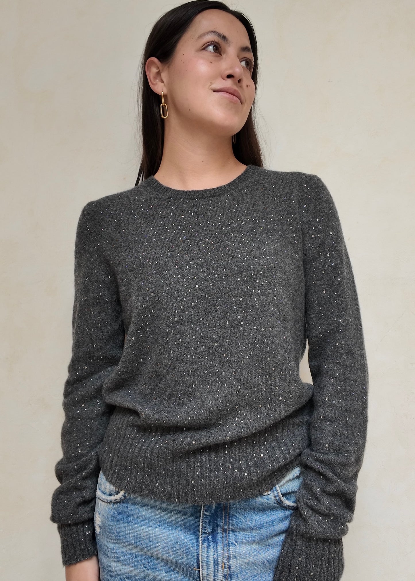 CREWNECK GRIS CON DIAMANTES