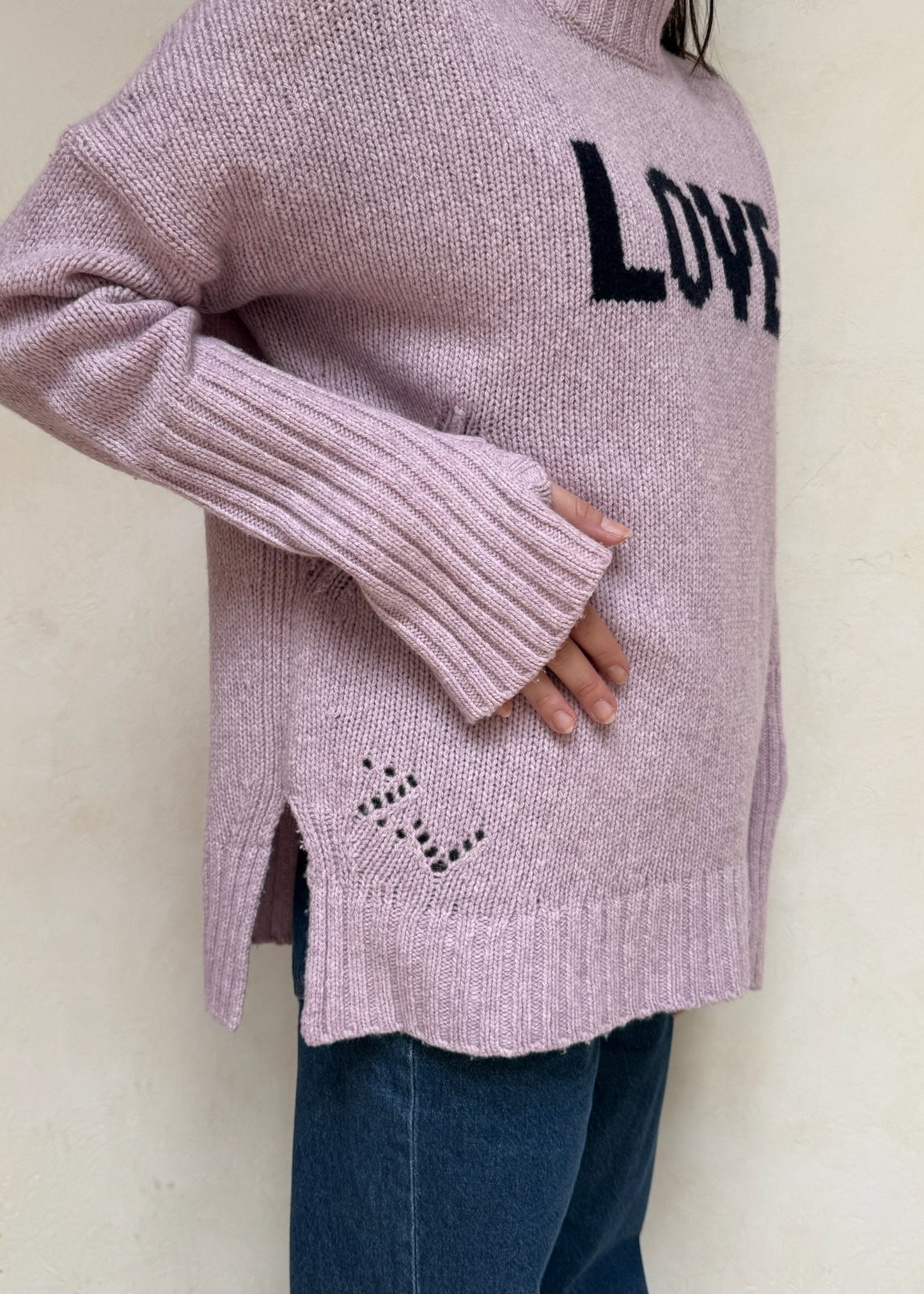 SUÉTER CUELLO ALTO LOVE