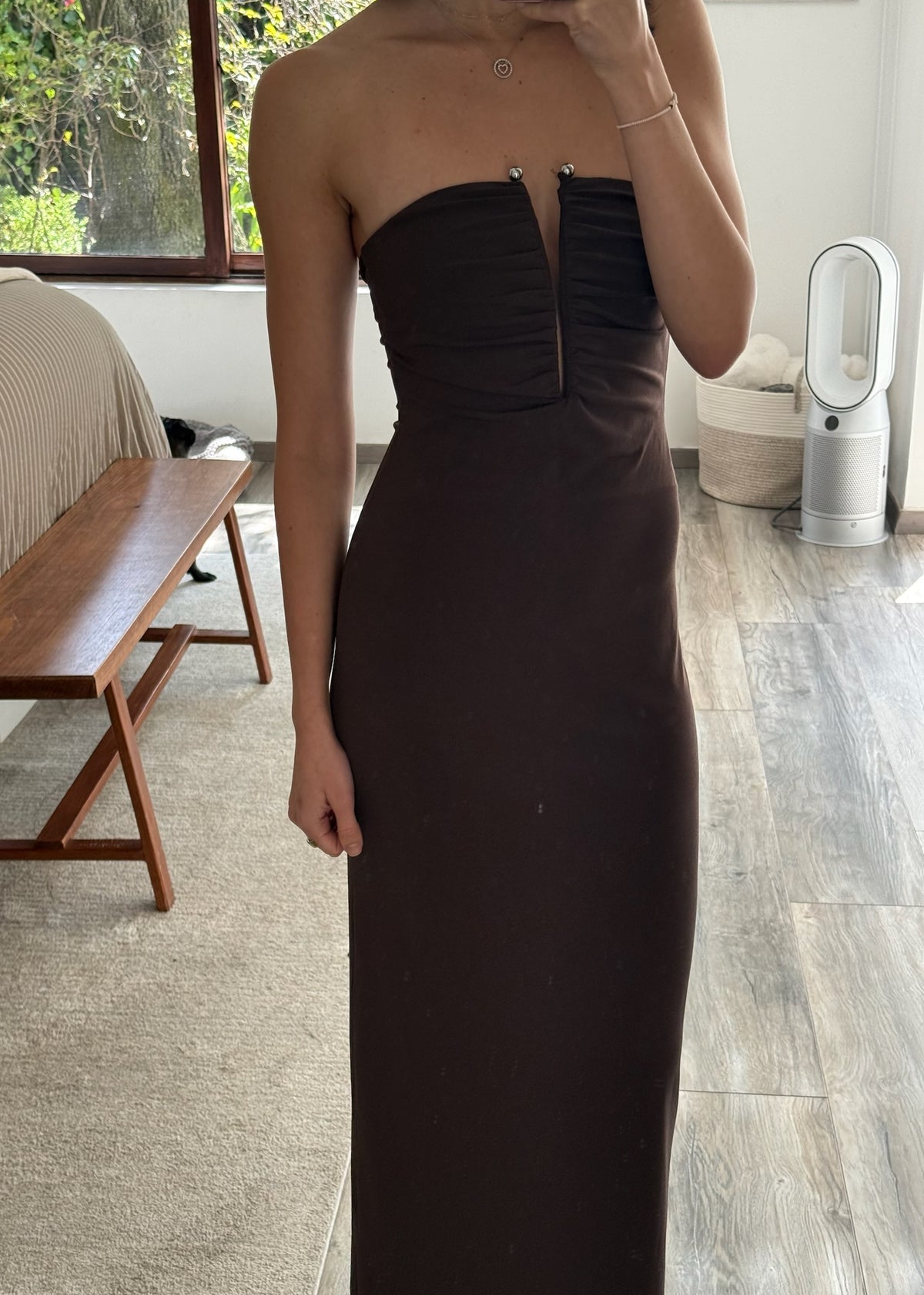 VESTIDO MINI STRAPLESS CAFÉ