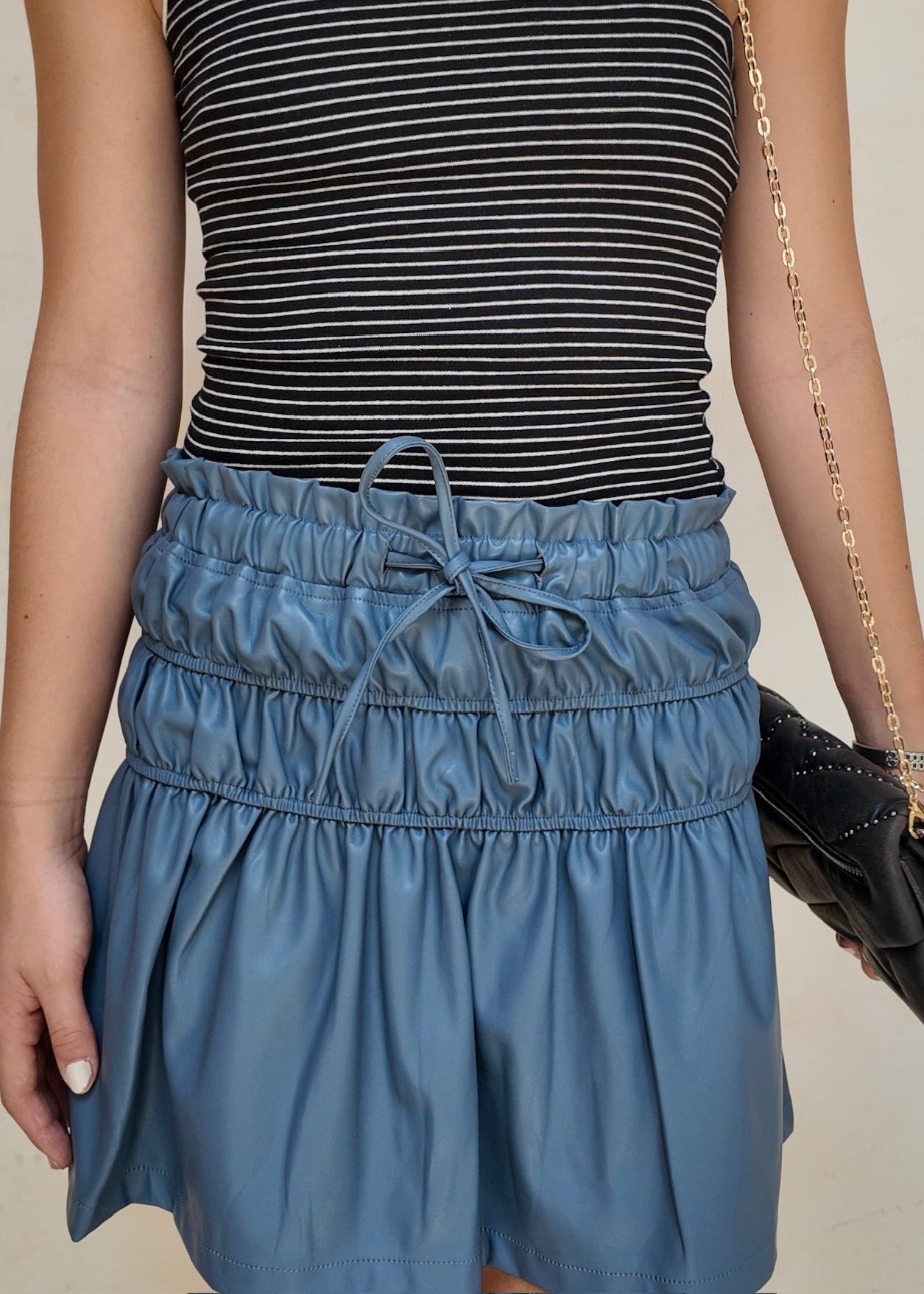 FALDA RUCHED DE FAUX LEATHER