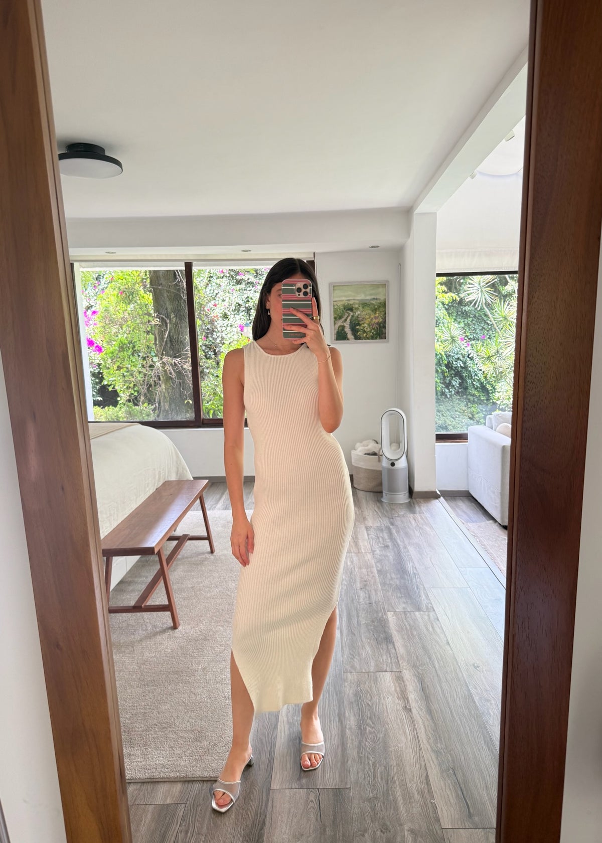 VESTIDO DE KNIT ESPALDA ABIERTA BLANCO