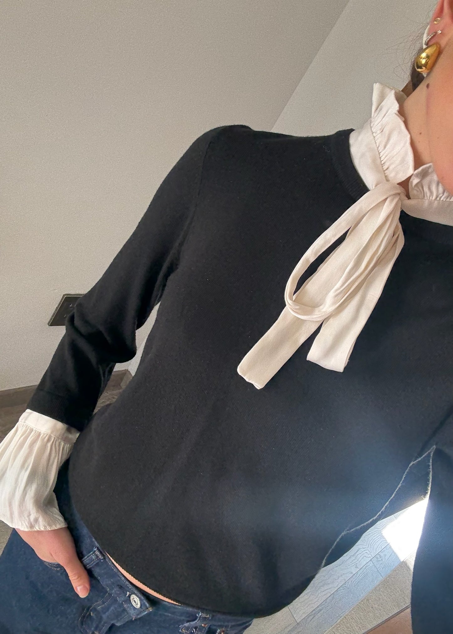 SUÉTER CON CUELLO B&W