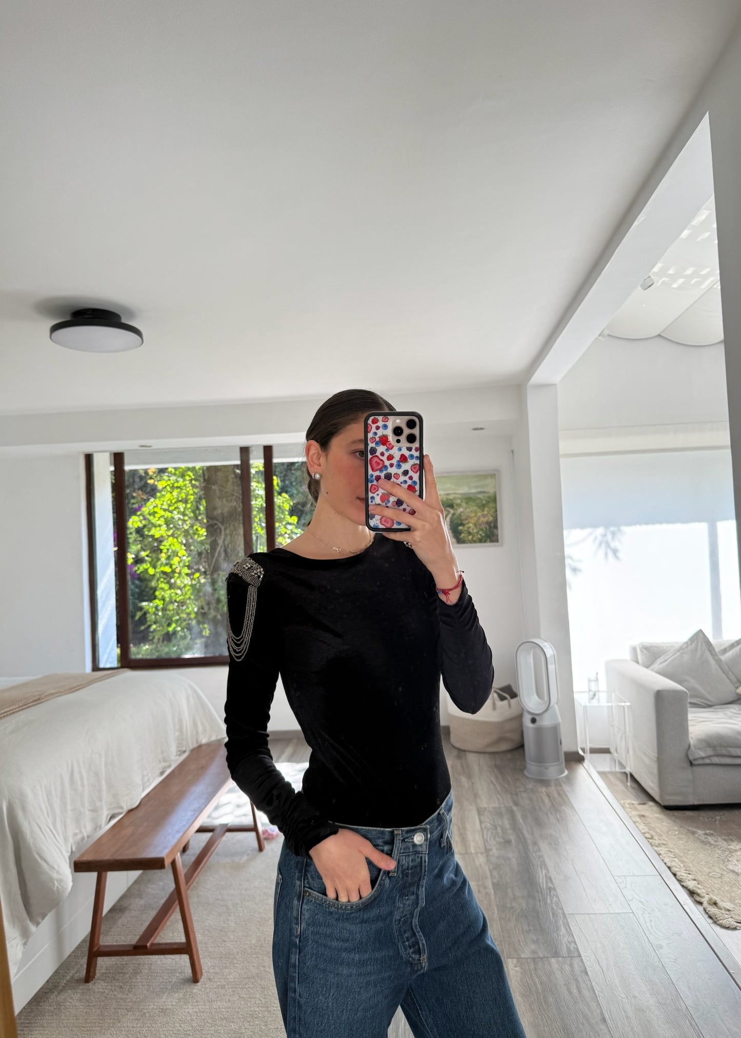 BODYSUIT VELVET COM HOMBRERAS