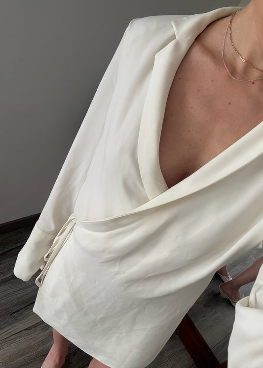 VESTIDO SILKY DE TIPO CAMISA