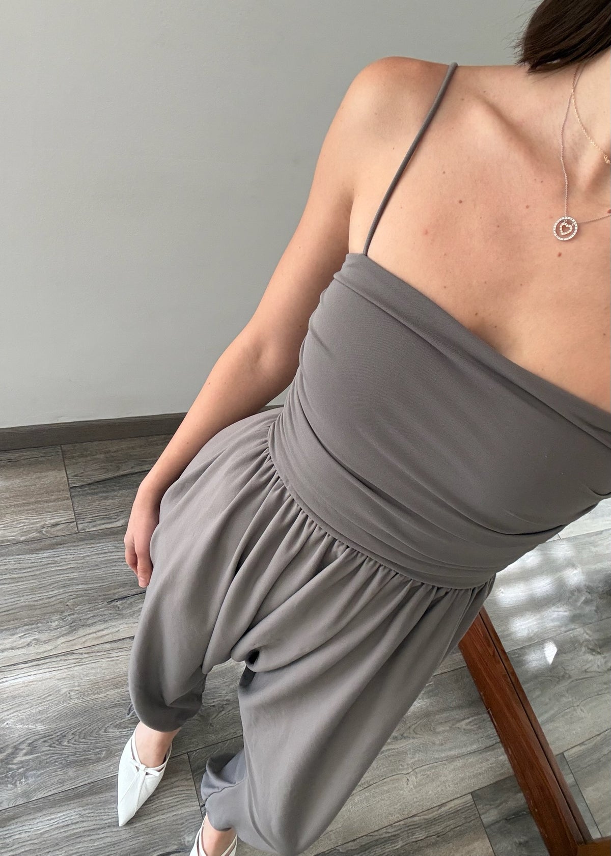 JUMPSUIT GRIS DRAPEADO