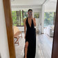 VESTIDO MAXI NEGRO ESCOTADO