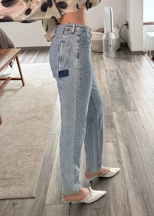 JEANS HIGH RISE AZUL CLARO