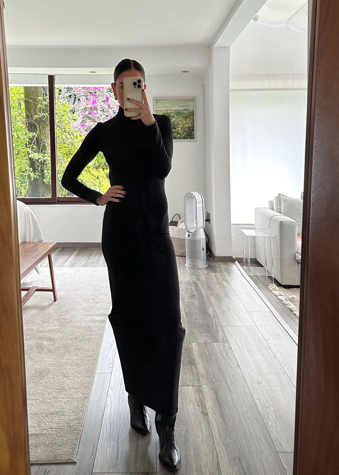 VESTIDO NEGRO MIDI BACKLESS