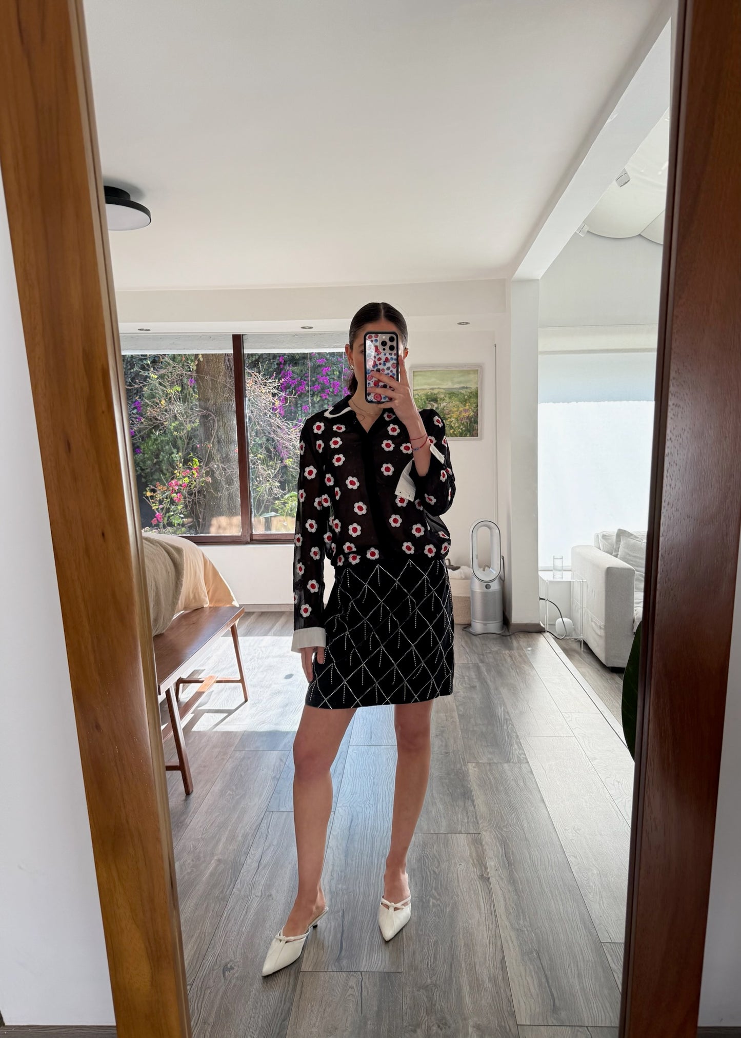 CAMISA SEE THROUGH CON FLORES