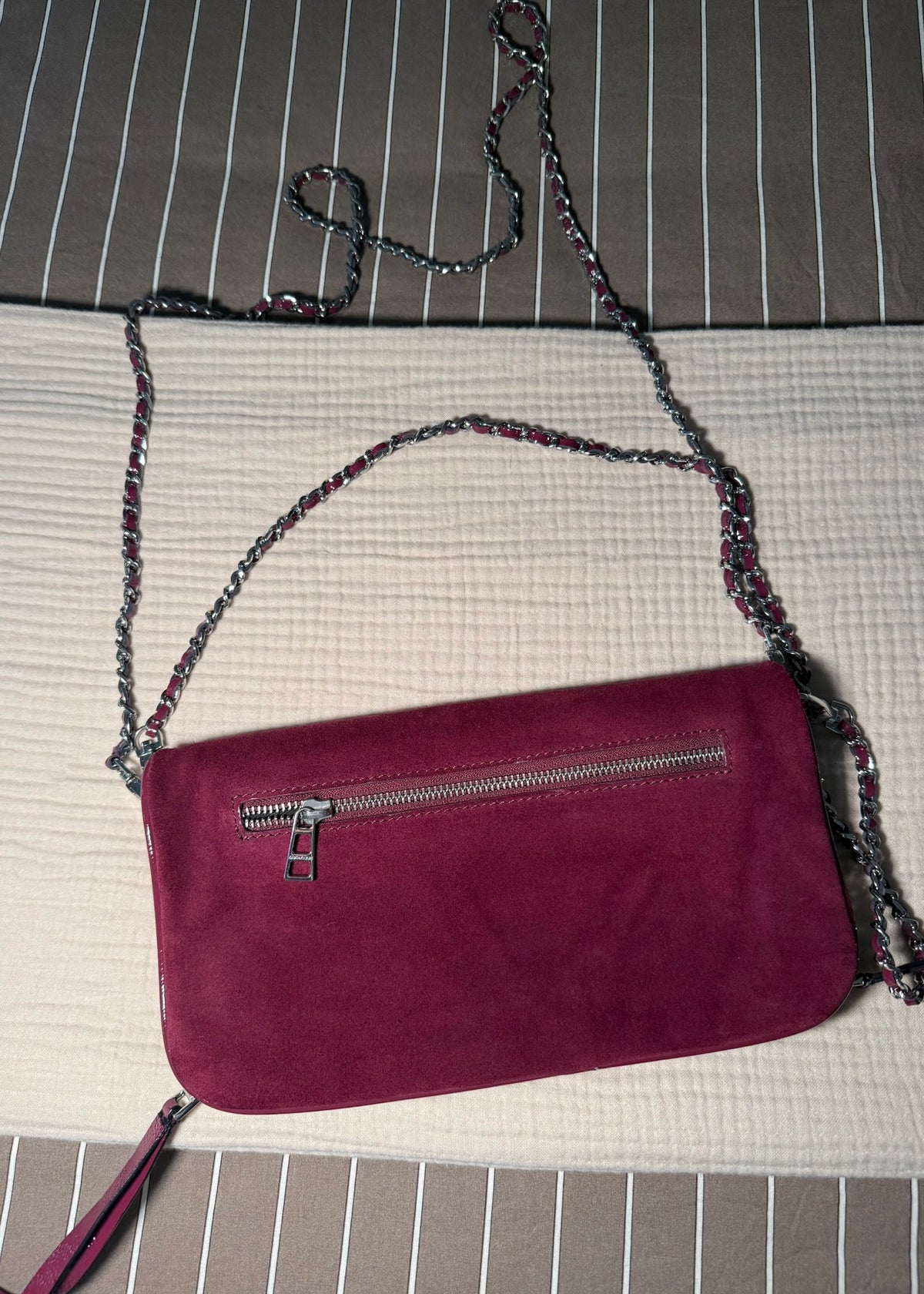 CLUTCH GAMUZA BURGUNDY
